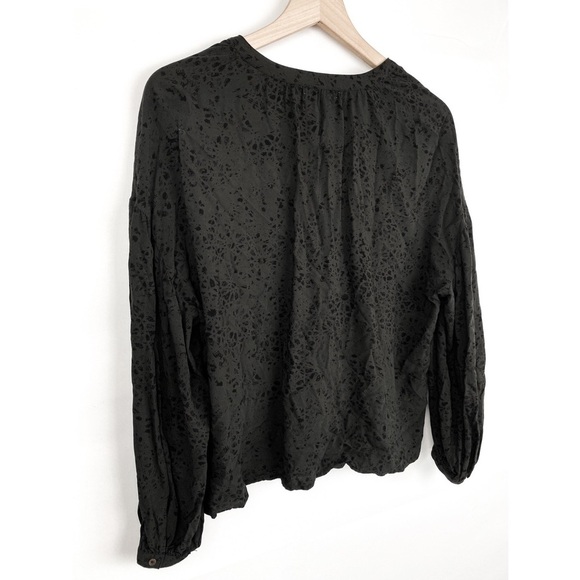 Z Supply Mazzy‎ Stamped Button Front Balloon Sleeve Blouse Top, Black - Size M - Picture 9 of 11